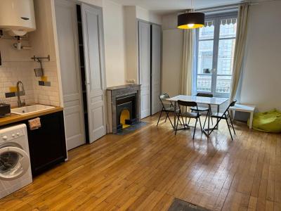 For rent Lyon-6eme-arrondissement 2 rooms 44 m2 Rhone (69006) photo 1