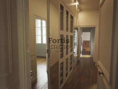 For sale Versailles 3 rooms 86 m2 Yvelines (78000) photo 3