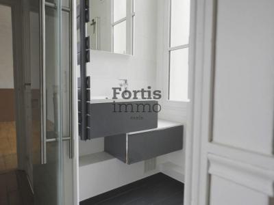 For sale Versailles 3 rooms 86 m2 Yvelines (78000) photo 4