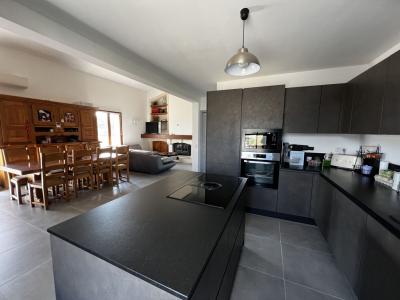 For sale 3 rooms 78 m2 Gard (30800) photo 1