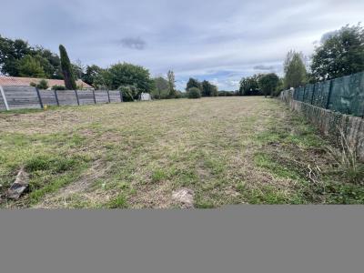 For sale LES PEGERS 1250 m2 Loire atlantique (44120) photo 1