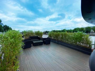 For sale 4 rooms 100 m2 Paris (75008) photo 1