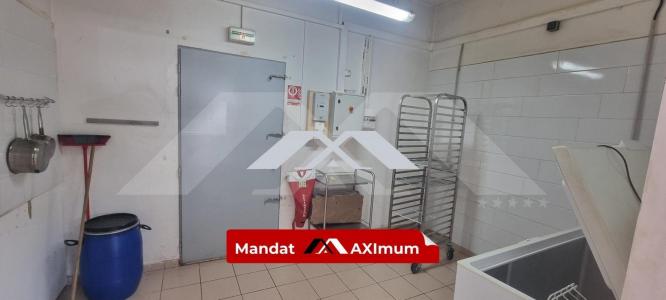 Louer Commerce 45 m2 Saint-louis