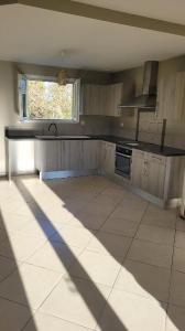 For rent Lamothe-landerron 4 rooms 157 m2 Gironde (33190) photo 3