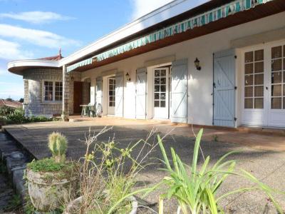 Acheter Maison 208 m2 Saint-martin-de-hinx