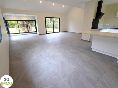 For sale Gourin 5 rooms 122 m2 Morbihan (56110) photo 2