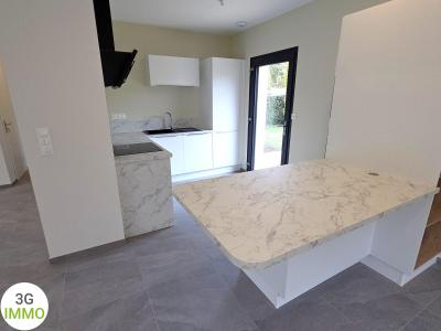 For sale Gourin 5 rooms 122 m2 Morbihan (56110) photo 4