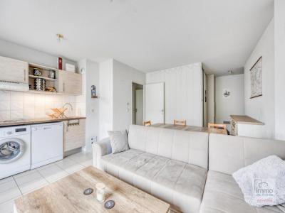 For sale Bruges 3 rooms 57 m2 Gironde (33520) photo 2