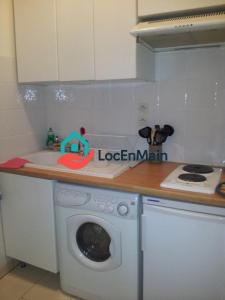 For rent Paris-4eme-arrondissement 2 rooms 33 m2 Paris (75004) photo 3
