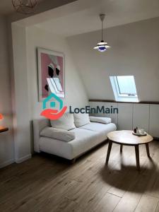 For rent Paris-11eme-arrondissement 2 rooms 38 m2 Paris (75011) photo 1
