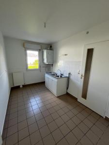 For sale Montreuil-juigne 4 rooms 87 m2 Maine et loire (49460) photo 2