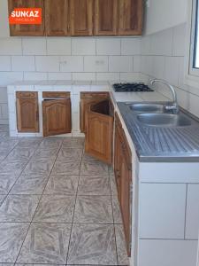 For rent Tampon 4 rooms 100 m2 Reunion (97430) photo 2