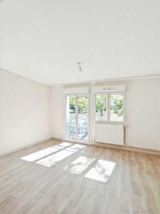 For sale Valentigney 3 rooms 51 m2 Doubs (25700) photo 2