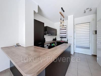 Acheter Appartement 65 m2 Beaurecueil