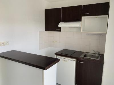 For rent Billere 3 rooms 34 m2 Pyrenees atlantiques (64140) photo 2