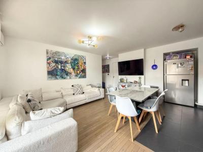 For sale Courbevoie 3 rooms 60 m2 Hauts de Seine (92400) photo 3
