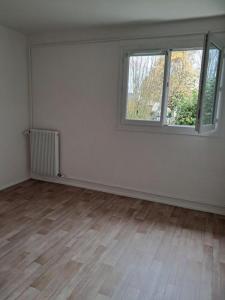 For rent Champigny-sur-veude 4 rooms 73 m2 Indre et loire (37120) photo 3