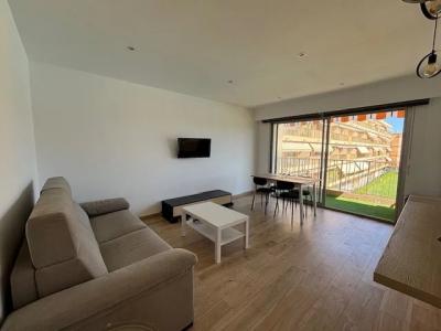 For rent Mandelieu-la-napoule 2 rooms 45 m2 Alpes Maritimes (06210) photo 1