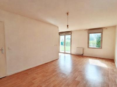 For rent Mesnil-saint-denis 3 rooms 60 m2 Yvelines (78320) photo 1