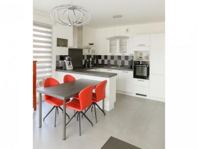 For sale Frontignan 4 rooms 87 m2 Herault (34110) photo 2