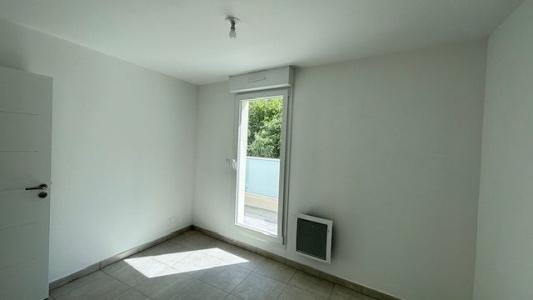 For sale KENNEDY 3 rooms 57 m2 Gard (30900) photo 2