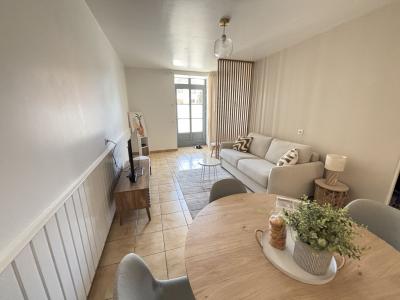 For sale CENTRE VILLAGE 2 rooms 47 m2 Ain (01400) photo 2