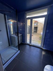 For sale IMPASSE AU CALME 4 rooms 80 m2 Gard (30800) photo 3