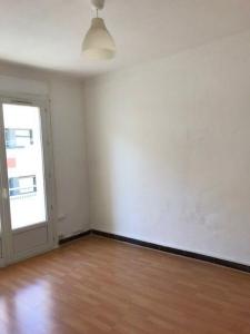 For sale 5 RUE DE LA CASERNETTE 3 rooms 57 m2 Gard (30000) photo 3