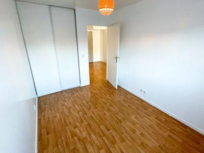 For rent Corbeil-essonnes 2 rooms 34 m2 Essonne (91100) photo 2