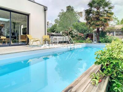 For sale Rennes 7 rooms 163 m2 Ille et vilaine (35200) photo 1