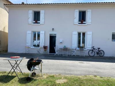 For sale Chenac-saint-seurin-d'uzet 4 rooms 125 m2 Charente maritime (17120) photo 0