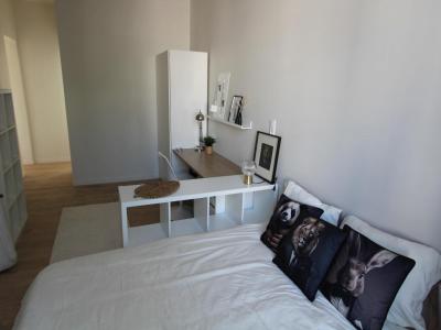 For rent Nantes 1 room 28 m2 Loire atlantique (44000) photo 2