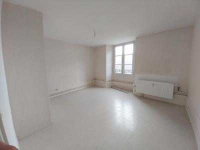 Louer Appartement Vignory 621 euros