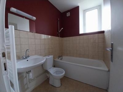 For rent Roches-bettaincourt 2 rooms 48 m2 Haute marne (52270) photo 4