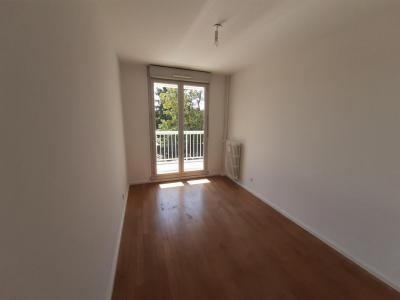 For rent Lyon-9eme-arrondissement 4 rooms 91 m2 Rhone (69009) photo 3