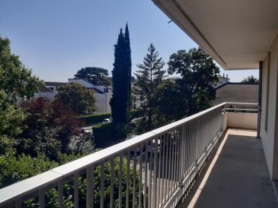 For rent Lyon-9eme-arrondissement 4 rooms 91 m2 Rhone (69009) photo 4