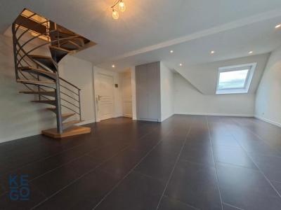 For rent Stutzheim-offenheim 3 rooms 67 m2 Bas rhin (67370) photo 1