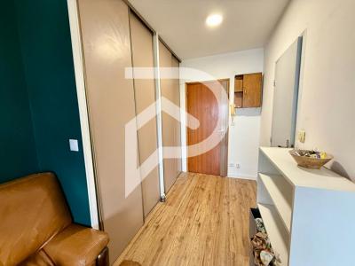 For sale Lyon-8eme-arrondissement 2 rooms 45 m2 Rhone (69008) photo 3