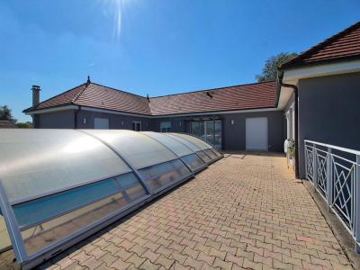 For sale Lavangeot 7 rooms 200 m2 Jura (39700) photo 3