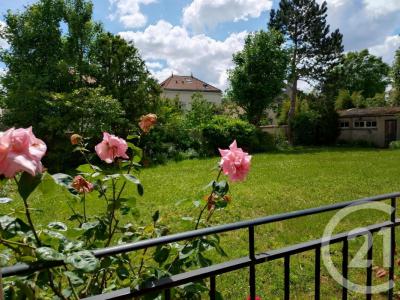 For sale Fontenay-sous-bois 2 rooms 45 m2 Val de Marne (94120) photo 0