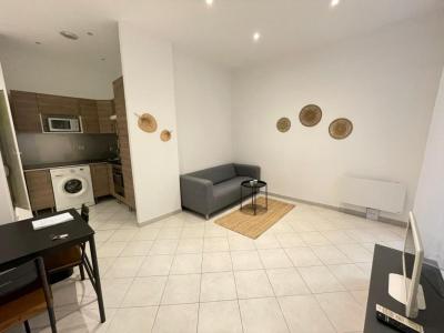 For rent Marseille-2eme-arrondissement 2 rooms 32 m2 Bouches du Rhone (13002) photo 1