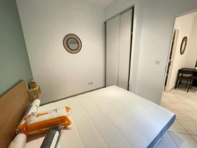 For rent Marseille-2eme-arrondissement 2 rooms 32 m2 Bouches du Rhone (13002) photo 4