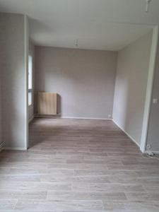For rent Chateau-renault 3 rooms 69 m2 Indre et loire (37110) photo 3