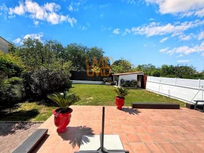 For sale Beziers 5 rooms 135 m2 Herault (34500) photo 0