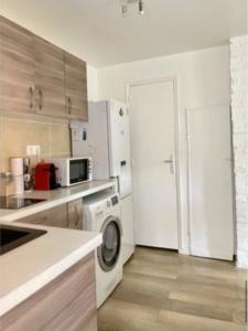 For rent Igny 1 room 20 m2 Essonne (91430) photo 1