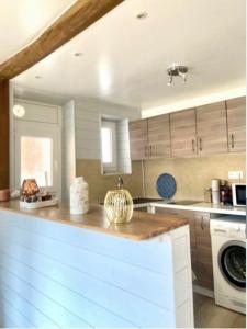 For rent Igny 1 room 20 m2 Essonne (91430) photo 2