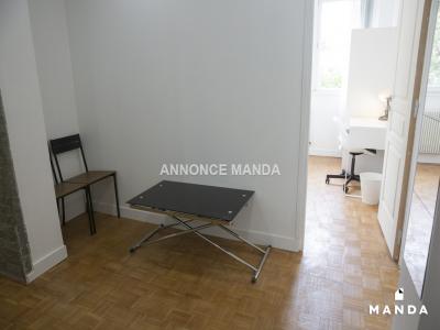 For rent Montrouge 5 rooms 12 m2 Hauts de Seine (92120) photo 3