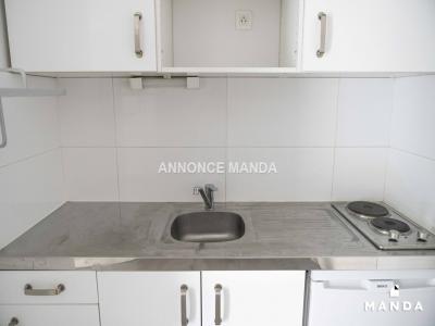 For rent Lyon-6eme-arrondissement 1 room 32 m2 Rhone (69006) photo 3