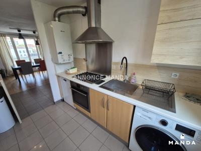 For rent Lyon-3eme-arrondissement 4 rooms 83 m2 Rhone (69003) photo 4