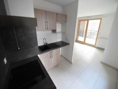 For rent Lyon-8eme-arrondissement 2 rooms 49 m2 Rhone (69008) photo 0